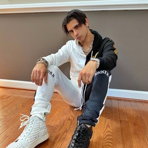 Cyrus Dobre 的头像