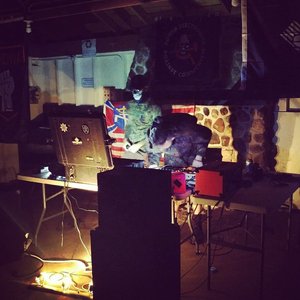 Lone Wolf Insurgent 的头像