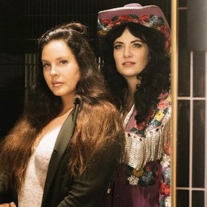 Аватар для Lana Del Rey, Nikki Lane