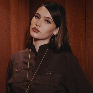 Sienna spiro 的头像