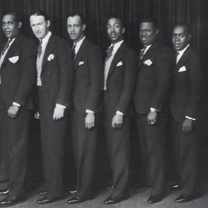 Bild för 'Louis Armstrong and His Savoy Ballroom Five'