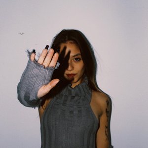 v!ktoria 的头像