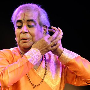 Pandit Birju Maharaj 的头像