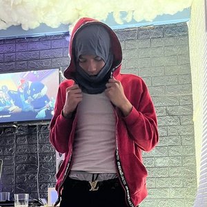 Yerzy 的头像