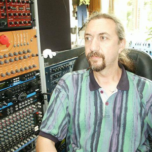 Syndromeda photo provided by Last.fm