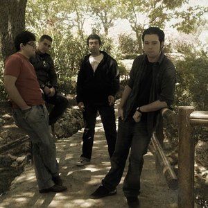 Sentimiento Intruso 的头像