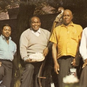 Chicago Blues All Stars 的头像