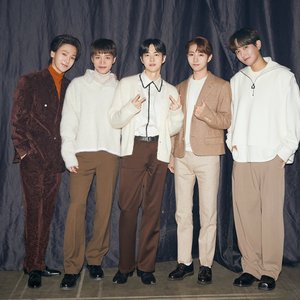 Kangta, YESUNG, SUHO, Taeil, RENJUN 的头像