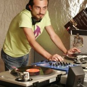 Diego Donati And Franco Amato Feat Kelly Malbasa 的头像