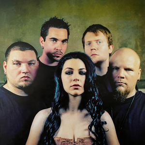 Evanescence live