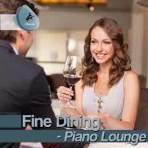 Dinner Romance – Piano Lounge