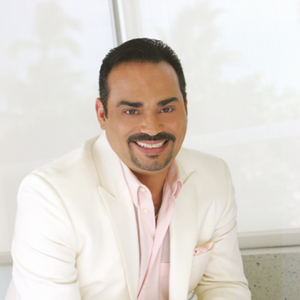 Gilberto Santa Rosa photo provided by Last.fm