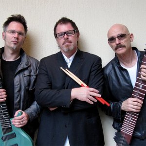 Avatar de Stick Men (Tony Levin, Pat Mastelotto, Markus Reuter)