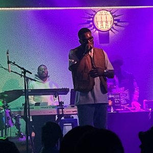 Chuck iNDigo 的头像
