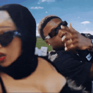 Rob49 & Cardi B のアバター