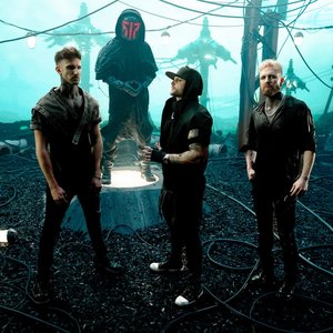 Avatar for Smash Into Pieces