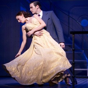 Colin Donnell;Laura Osnes 的头像