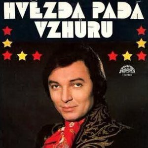 Hvězda padá vzhůru cover