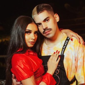 Mateus Carrilho & Tainá Costa 的头像