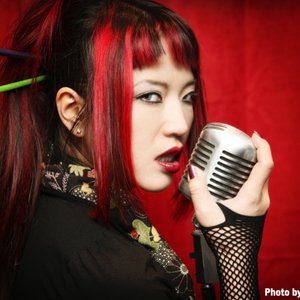 Lamia Cross 的头像
