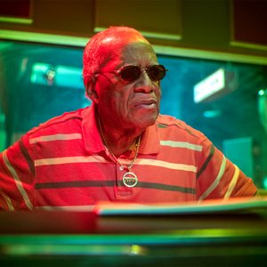 Lonnie Liston Smith, Adrian Younge, Ali Shaheed Muhammad 的头像