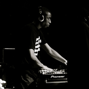 9th Wonder photo provided by Last.fm