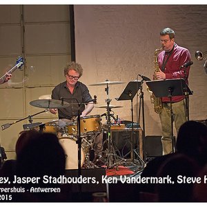 Ken Vandermark, Nate Wooley, Jasper Stadhouders, Steve Heather 的头像