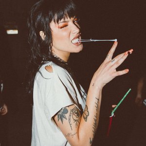 Halsey için avatar