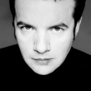 Pete Wylie photo provided by Last.fm