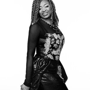 “Oumou Sangaré”的封面