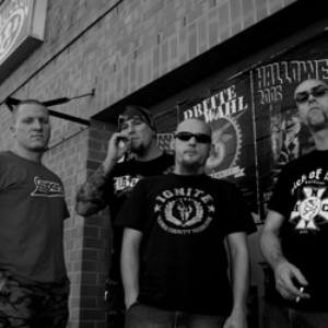 Crushing Caspars photo provided by Last.fm