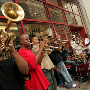 Hypnotic Brass Ensemble photo provided by Last.fm