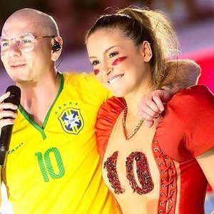 Claudia Leitte, PitBull 的头像
