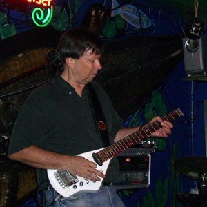 Marty Stokes & the Captiva Band 的头像