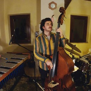 “TRIBUS TRIO”的封面