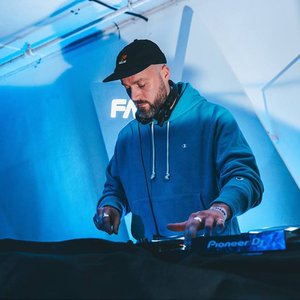 Alex Session 的头像