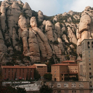 Coro de monjes de la Abadía de Montserrat photo provided by Last.fm