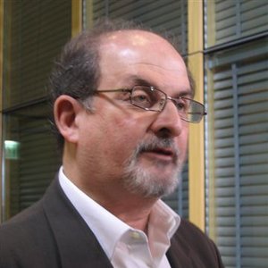 Salman Rushdie 的头像