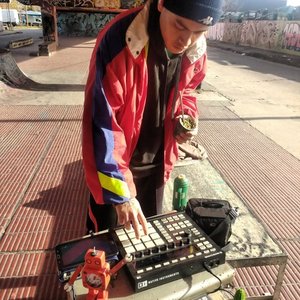 Devak24 的头像
