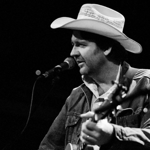 Bruce Robison