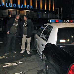 DANIEL W. BEST & KALLE KUTS 的头像