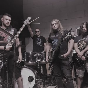 “Slaughter Of The Souls”的封面