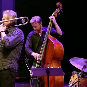 Imagem de 'ROB BROWN QUARTET (ROB BROWN, STEVE SWELL, CHRIS LIGHTCAP, CHAD TAYLOR)'