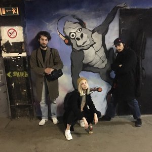 “ЖЫРНАЯ ОБЕЗЪЯНА”的封面