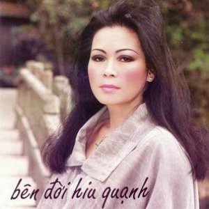 Bên đời hiu quạnh