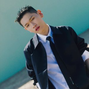 크러쉬 için avatar