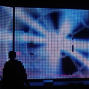 the retrolectro 的头像