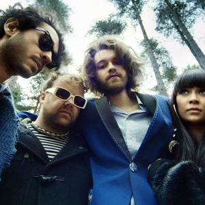 Guillemots photo provided by Last.fm