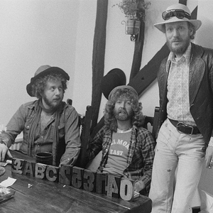 Baker Gurvitz Army photo provided by Last.fm