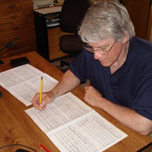 Bruce Hobson 的头像